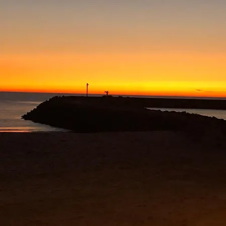 Aqui Ha Gato מלון Vila Praia de Âncora